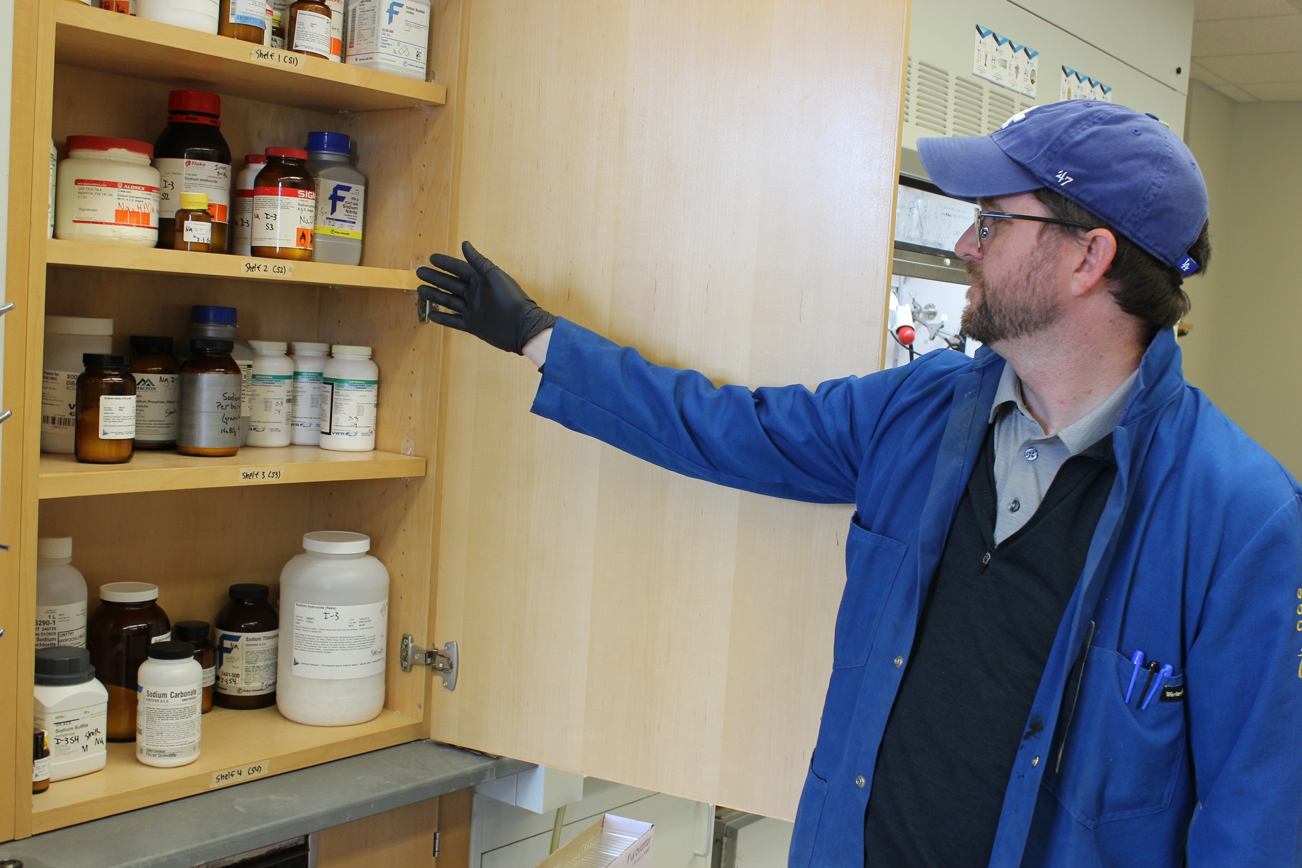 Joel M. Smith, PhD, Assistant Professor in the Department of Chemistry and Biochemistry, visited a laboratory with Environmental Health and Safety Chemical Inventory Management officers as part of a group collaboration process.