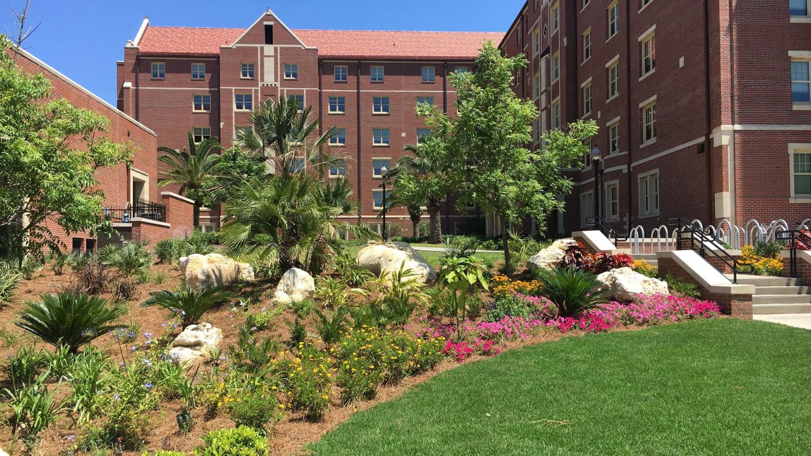 1851 Jefferson Side Landscape Improvements